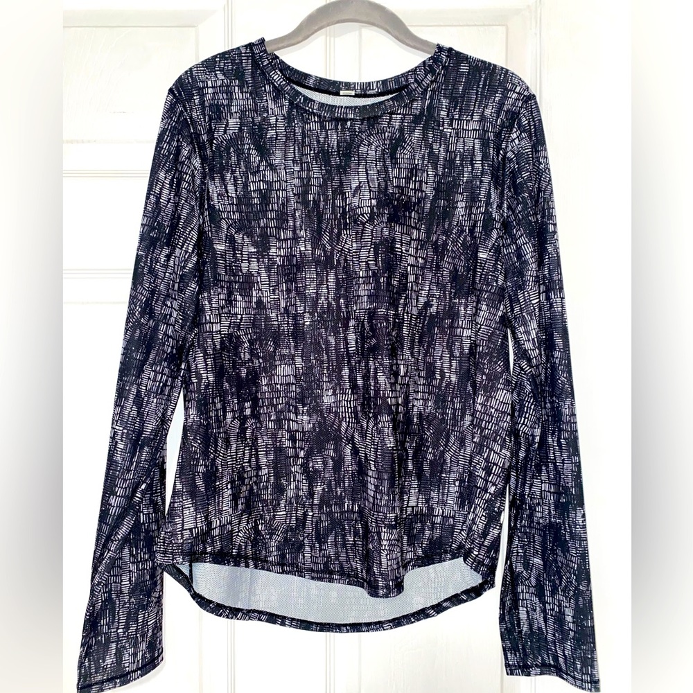 Lululemon high-neck running and training long sleeve shirt